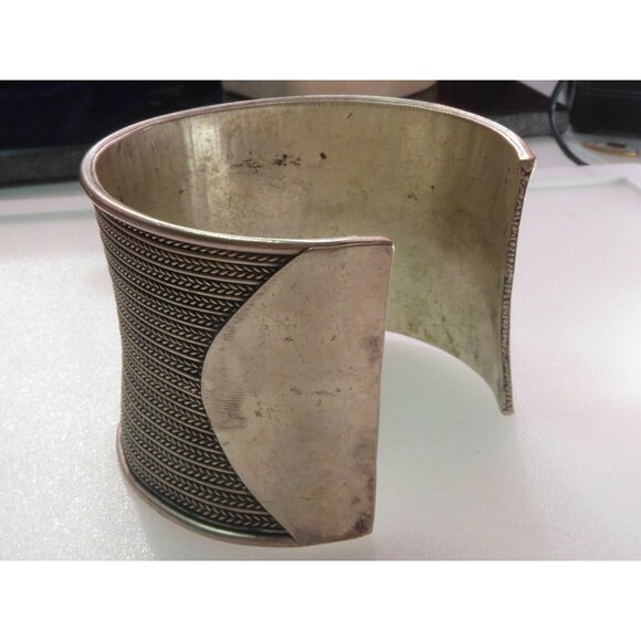 Vintage Shan or Wa/Lawa Bracelet Golden Triangle Hill Tribe Beautiful Wide Cuff - Picture 4 of 16